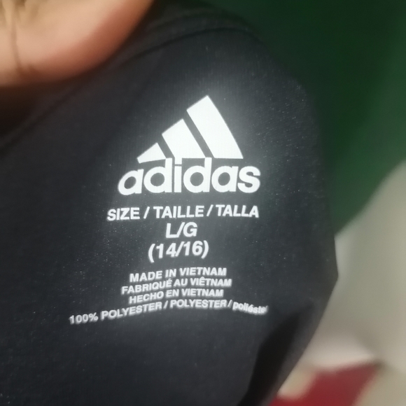 Adidas tshirt - Picture 2 of 4